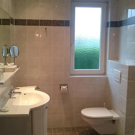 Koffler Apartment *